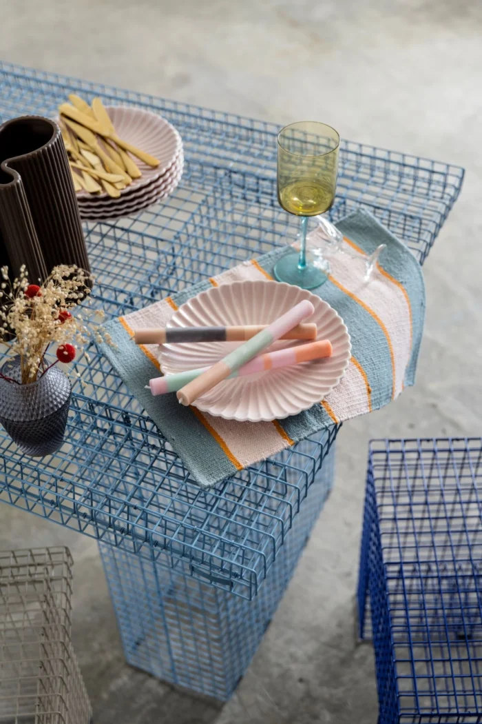 Stalas_KINSEY_dizaino_studija_follow11.lt-Jovita Bingelytė