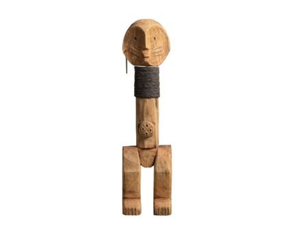 Medinė figūrėlė su žiedu, 62 cm