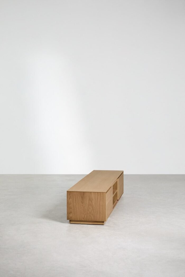 Tv spintelė BURUNDI, 180 cm