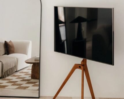 TV stovas CURTIZ