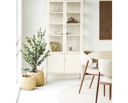 Vitrina BRISBANE su 4 durelėmis, 180 cm