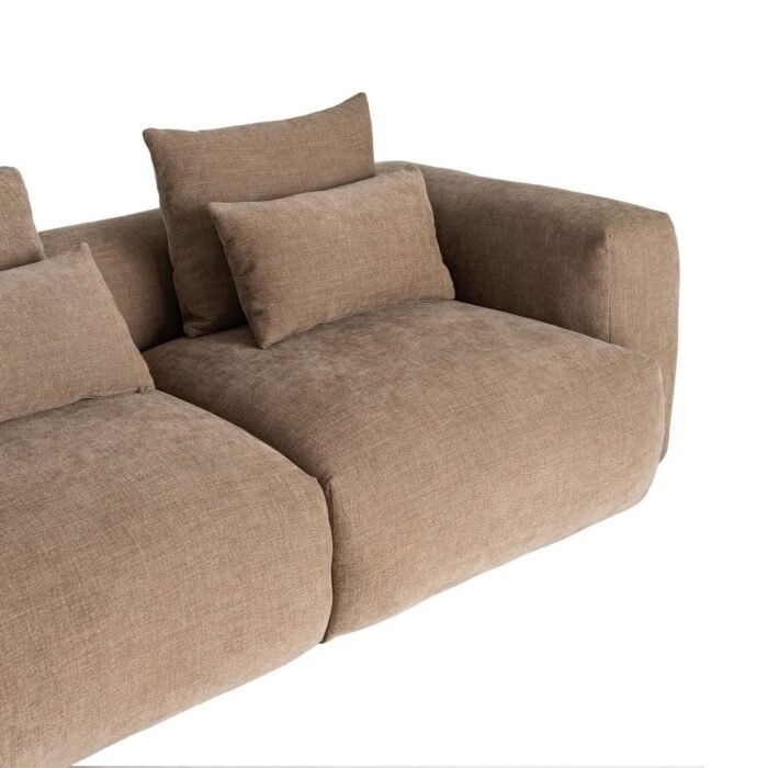 Kampinė sofa su gultu kairėje, smėlio