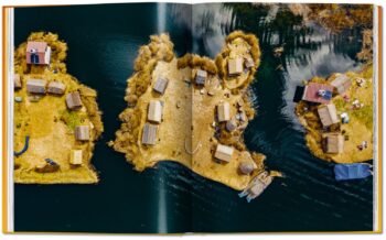 TRACING_THE_ROOTS_OF_ARCHITECTURE_TRADITIONAL_BUILDINGS_AROUND_THE_WORLD_knyga_dizaino_studija_follow11.lt - Jovita Bingelytė