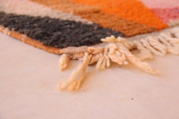 Graphic and original Berber rug, pure wool