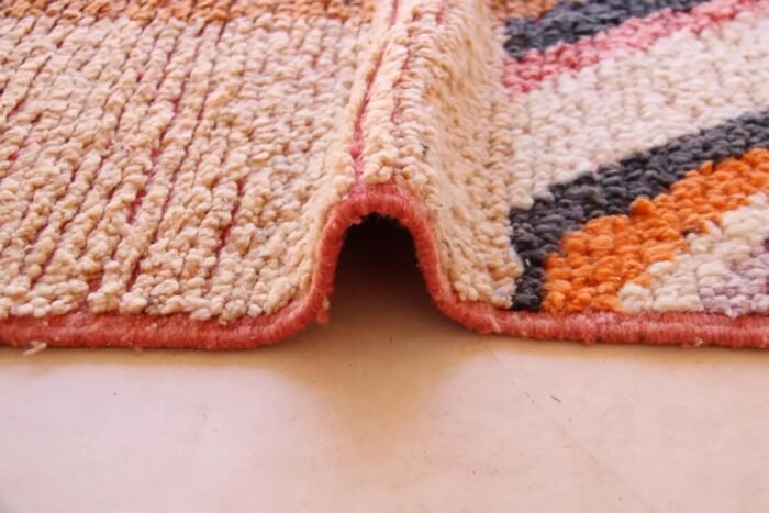 Graphic and original Berber rug, pure wool
