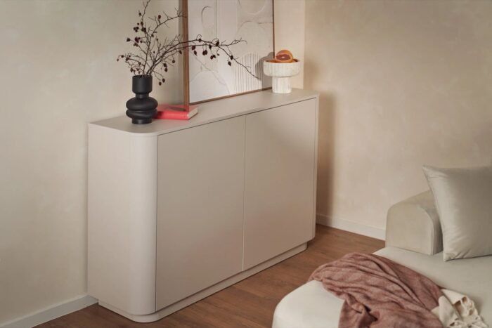 Komoda VARNA su 2 durelėmis, 140 cm