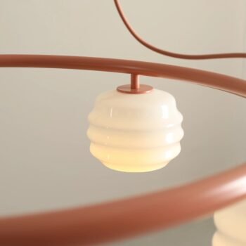 Pakabinamas šviestuvas PUFF 5 RING CORAL — 2