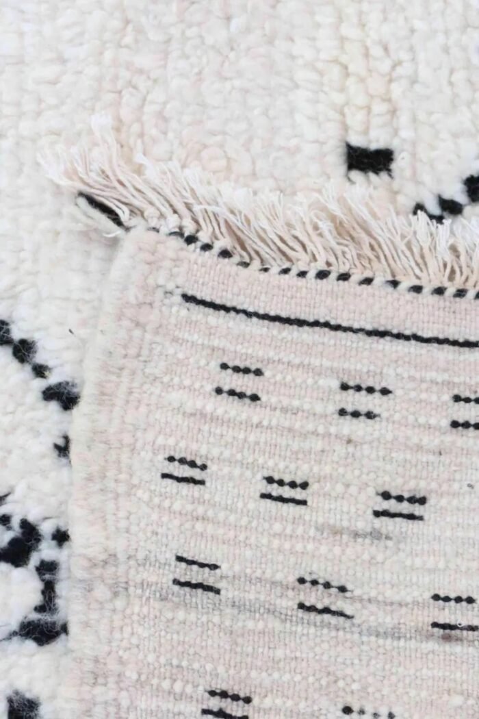 Pure wool Moroccan Berber rug, ivory with black pattern