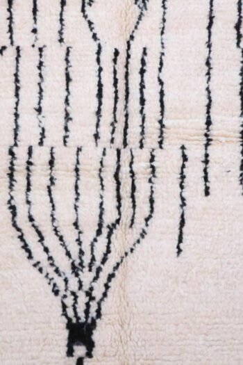 Pure wool Moroccan Berber rug, ivory with black pattern