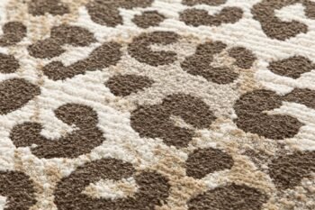 Soft rug with leopard design KAROO