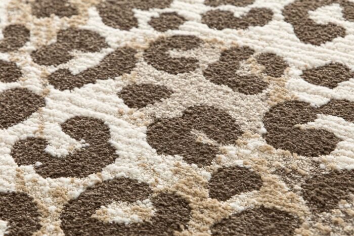 Soft rug with leopard design KAROO