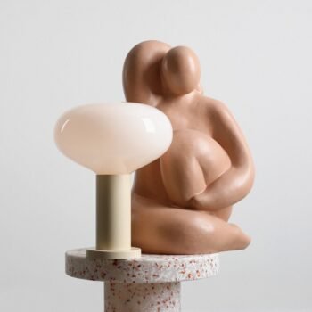 Stalinis šviestuvas FLO TABLE CREAM M — 5