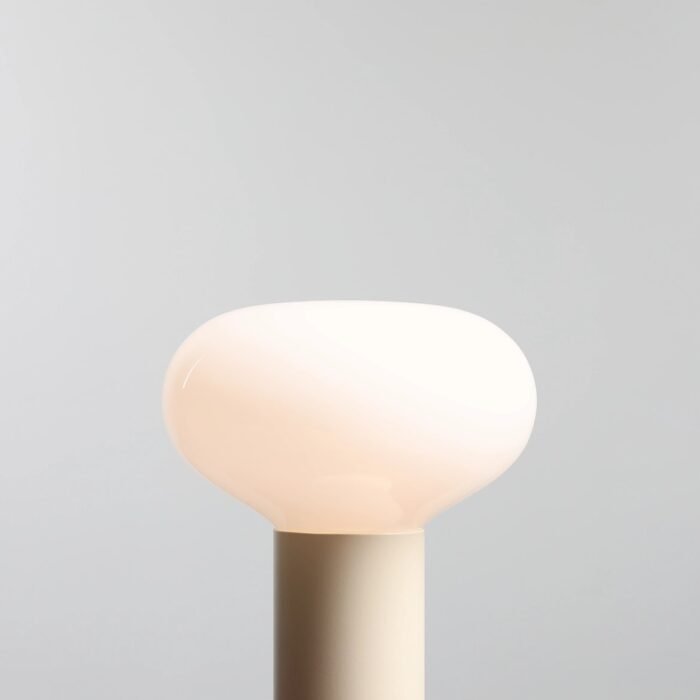Stalinis šviestuvas FLO TABLE CREAM S — 2