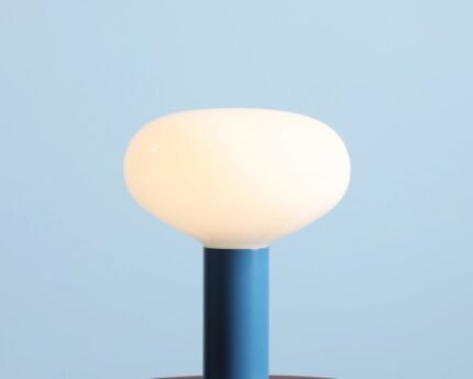 Stalinis šviestuvas FLO TABLE SKY M — 1