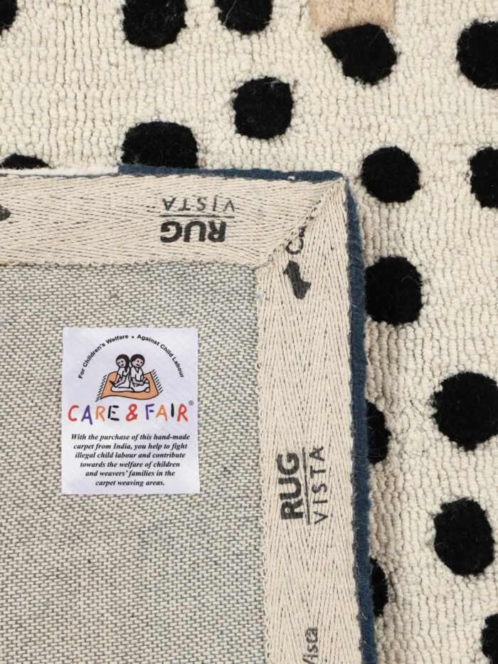 Vilnonis kilimas LAPINA, 3 dydžiai